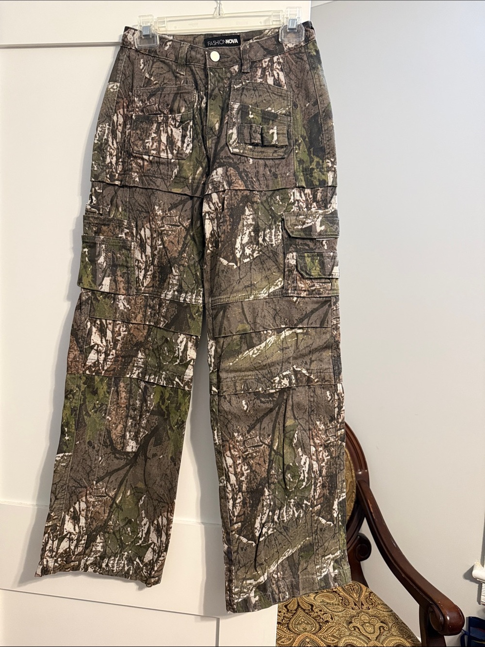 Fashion Nova Women’s Camo Cargo Pants - Olive Green & Brown